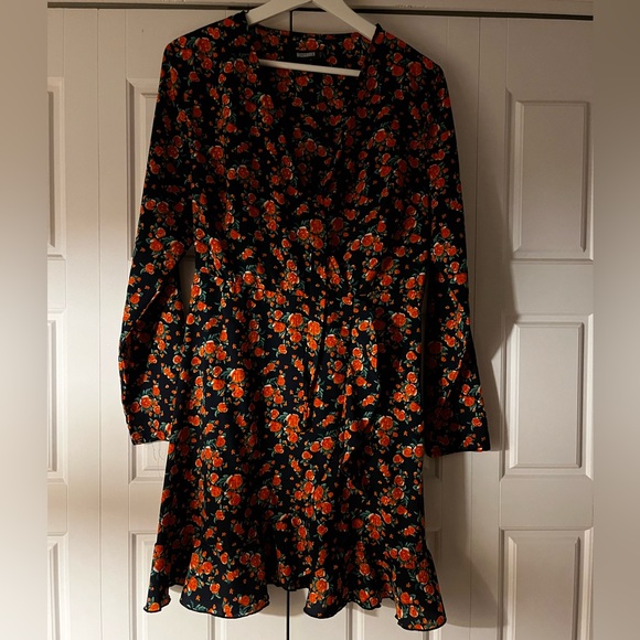 Navy Floral Dress - Picture 2 of 3